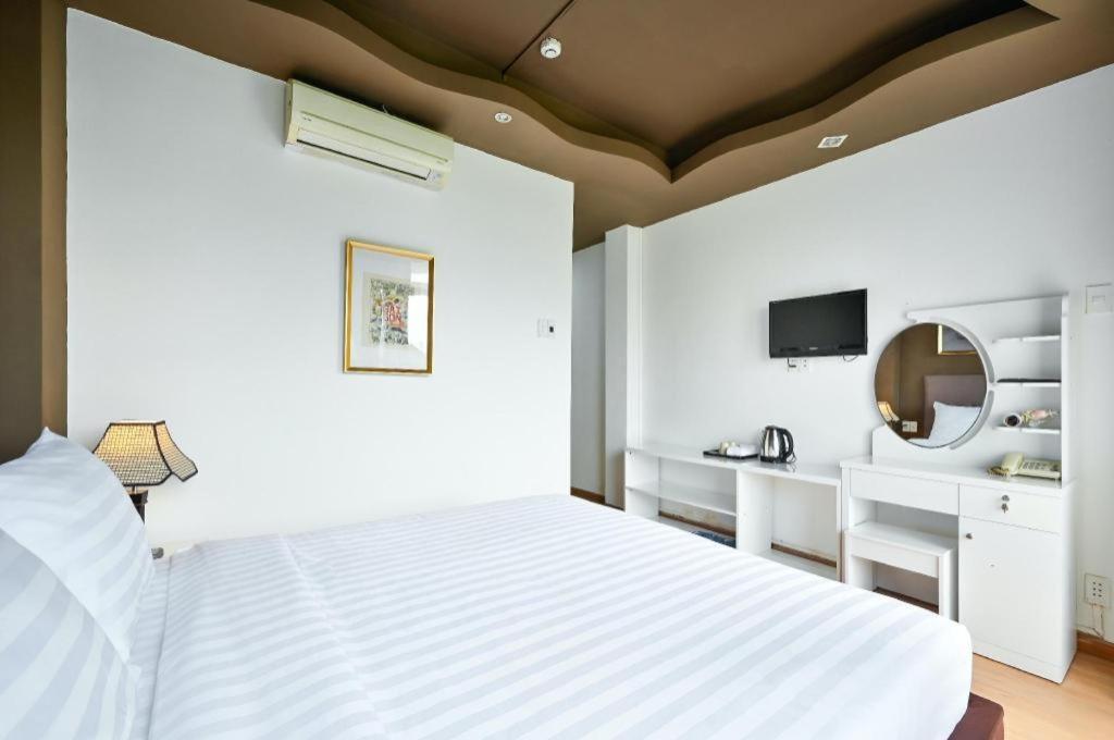 The Noble Swan Wood Park Hotel Hô Chi Minh-Ville Extérieur photo